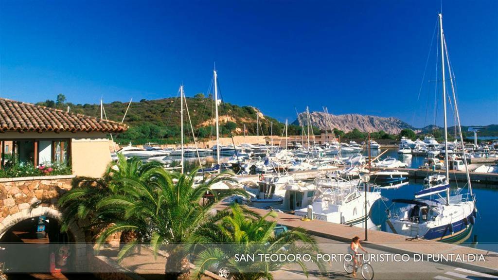 Li Teggi Turismo Rurale San Teodoro  Extérieur photo
