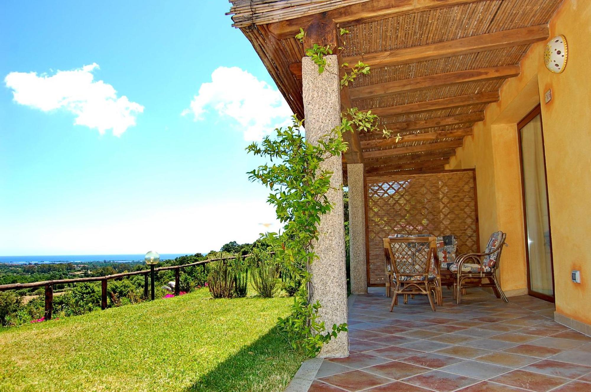 Li Teggi Turismo Rurale San Teodoro  Extérieur photo